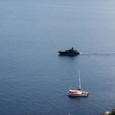 Nano Villa Oia (Santorini)