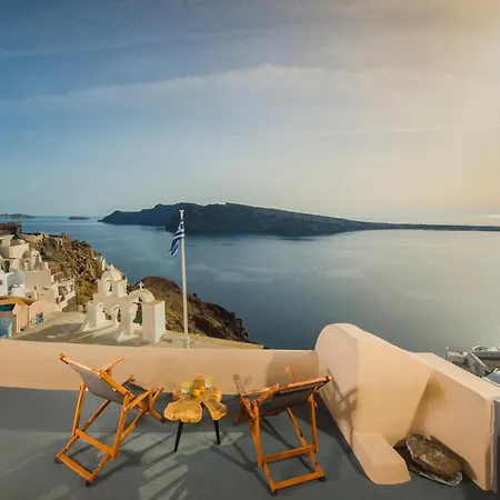 Nano Oia * Oia (Santorini)
