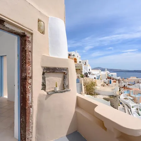 Nano Oia