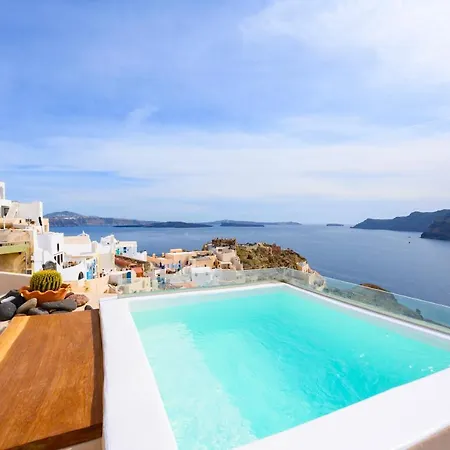 Nano Oia * Oia (Santorini)