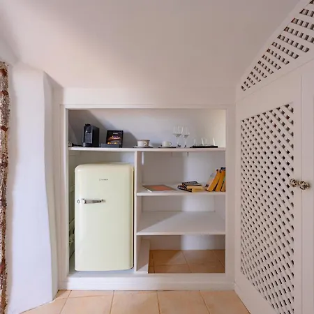 Nano Oia Villa *