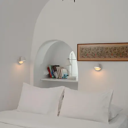 Nano Oia