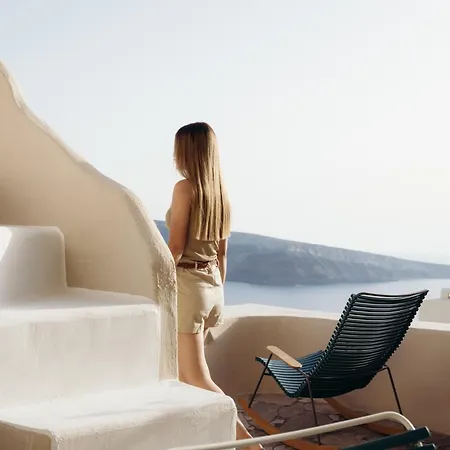 Nano Oia
