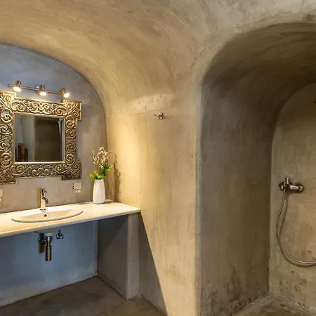 Villa Nano Oia *