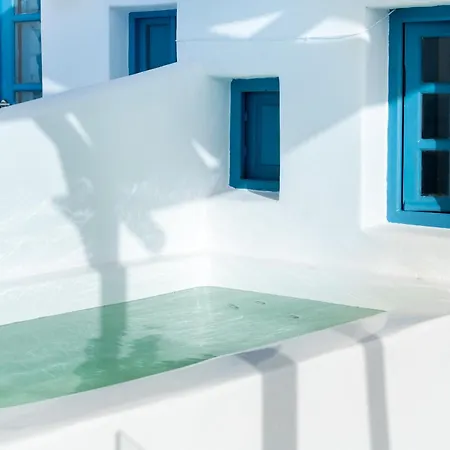 Nano Oia